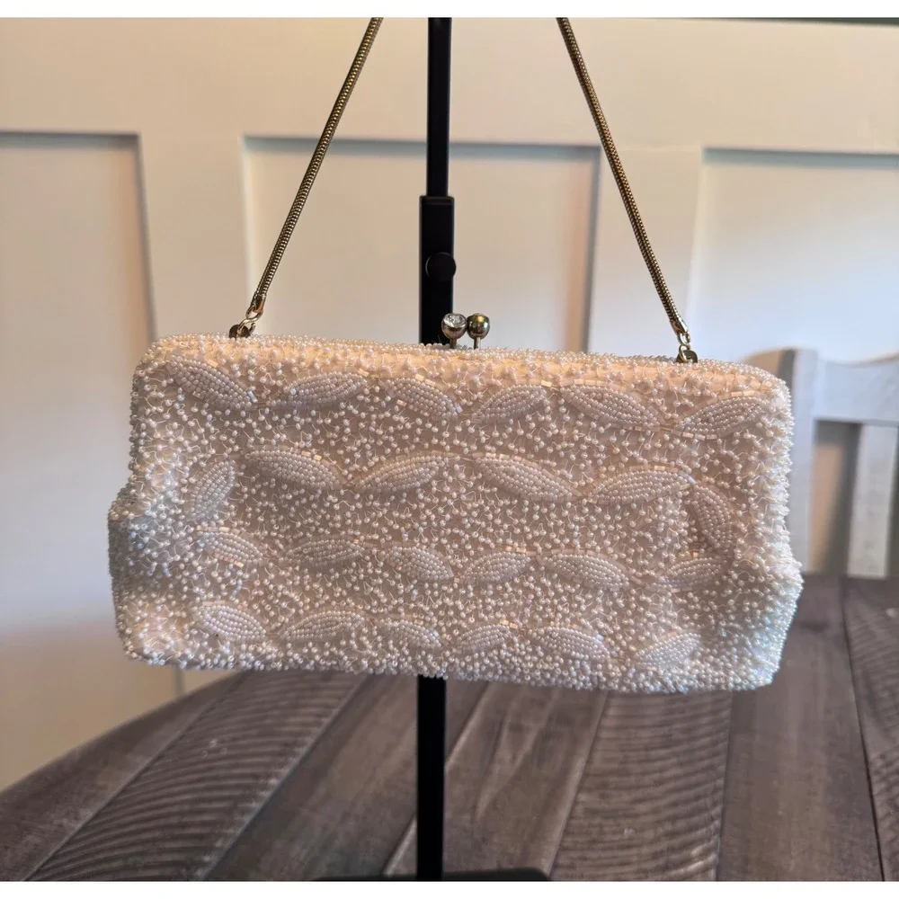 Beaded Purse Ivory Vintage Rhinestone Kiss Lock‎ Gold Chain Formal Clutch Bag